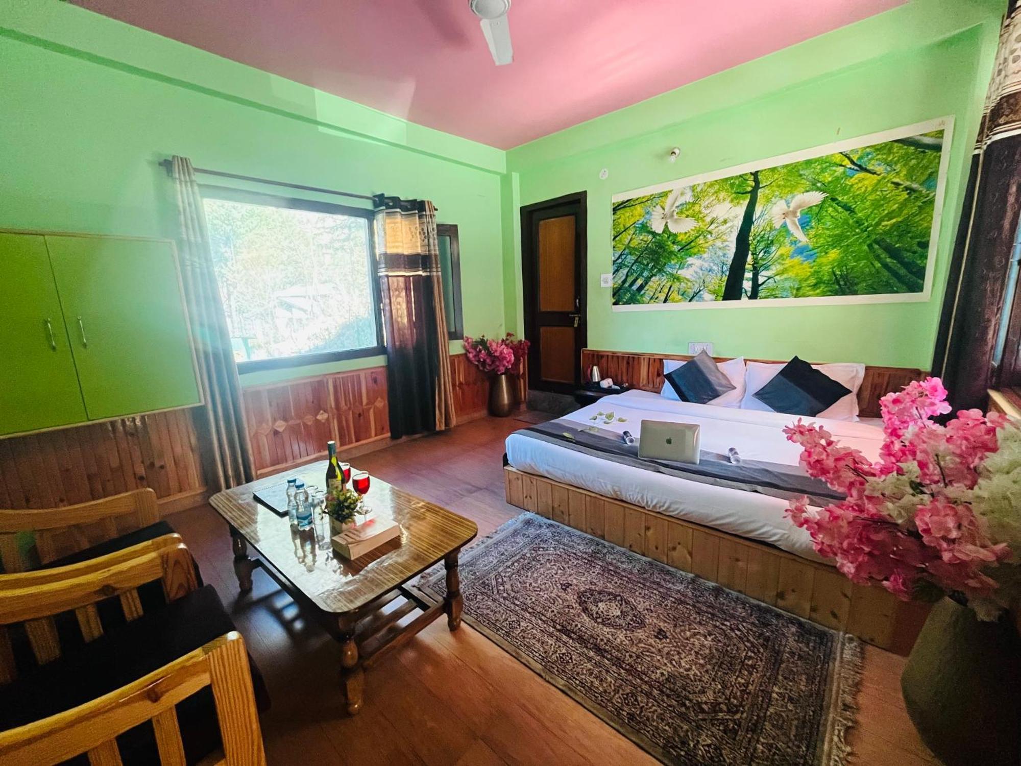 Hotel Dream Valley Kasol #Near Mall Road #River View #Parking #Gaming Zone #Open Terrace #Restaurant Екстериор снимка