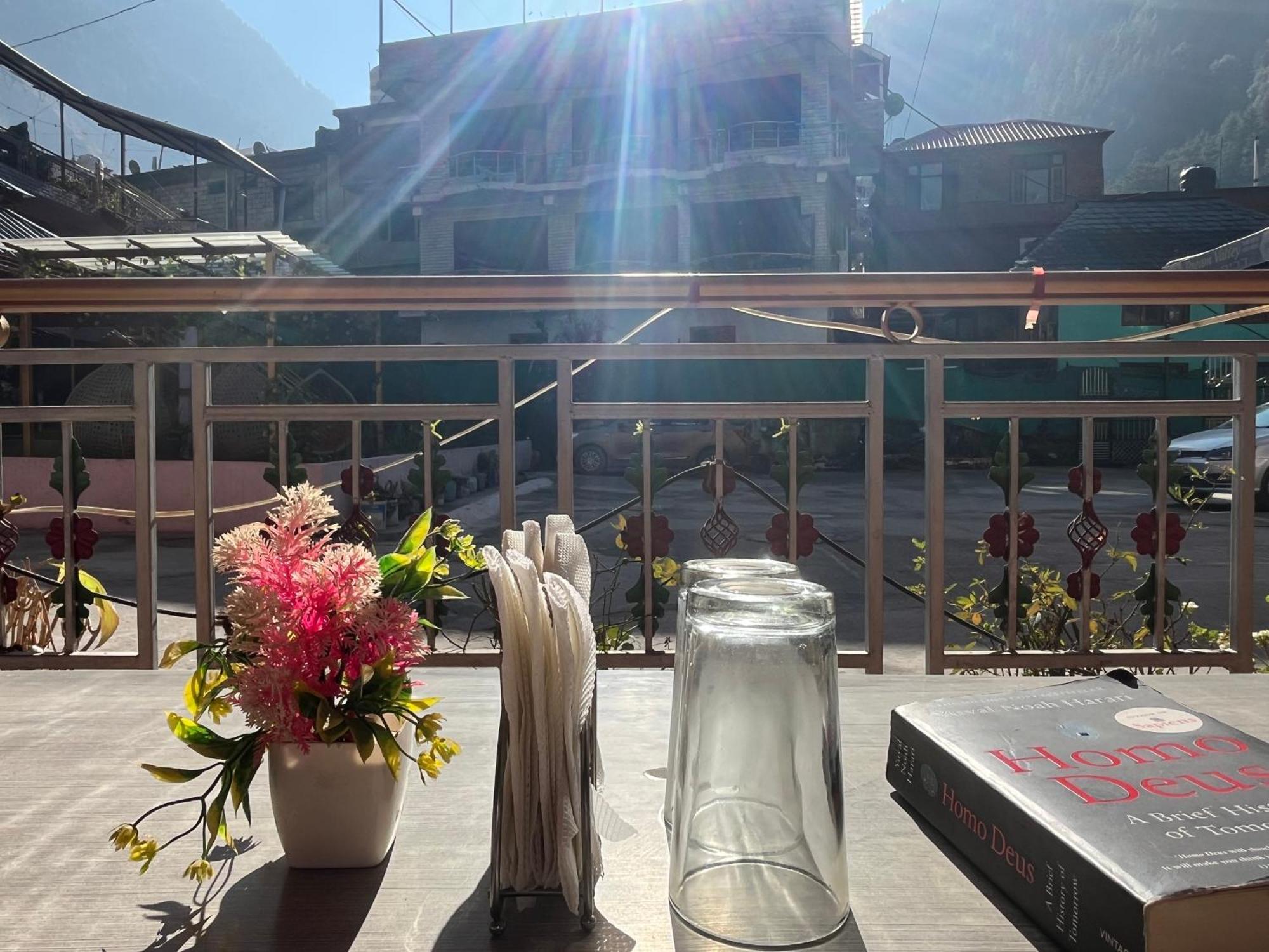 Hotel Dream Valley Kasol #Near Mall Road #River View #Parking #Gaming Zone #Open Terrace #Restaurant Екстериор снимка