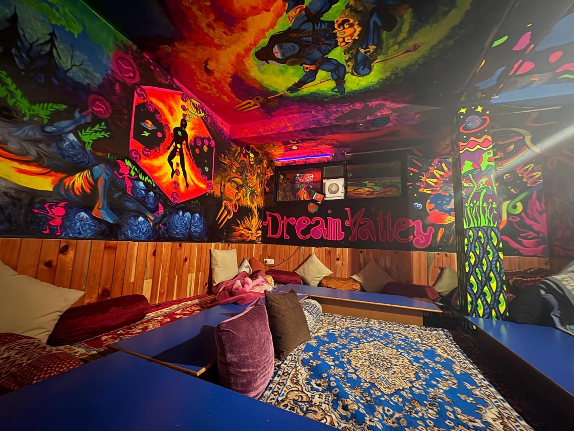 Hotel Dream Valley Kasol #Near Mall Road #River View #Parking #Gaming Zone #Open Terrace #Restaurant Екстериор снимка