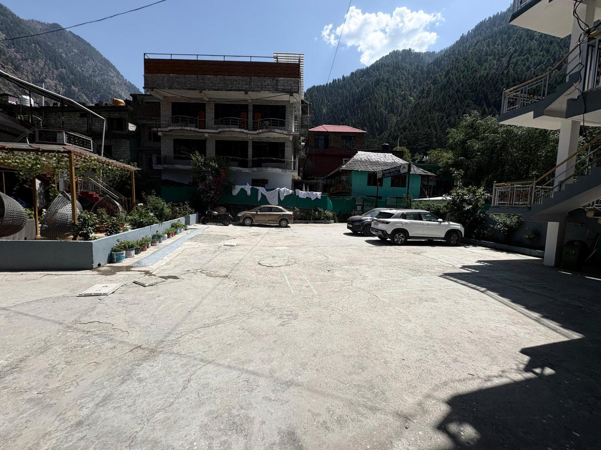 Hotel Dream Valley Kasol #Near Mall Road #River View #Parking #Gaming Zone #Open Terrace #Restaurant Екстериор снимка
